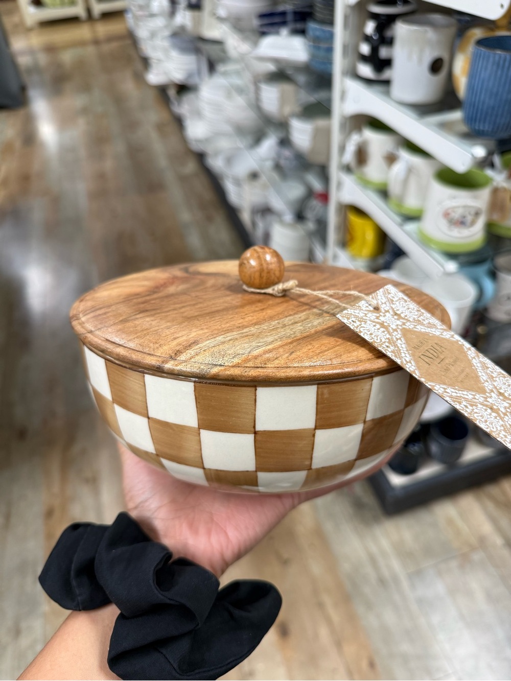 Checkerboard Wooden Serving Bowl with Lid - Cream and Brown